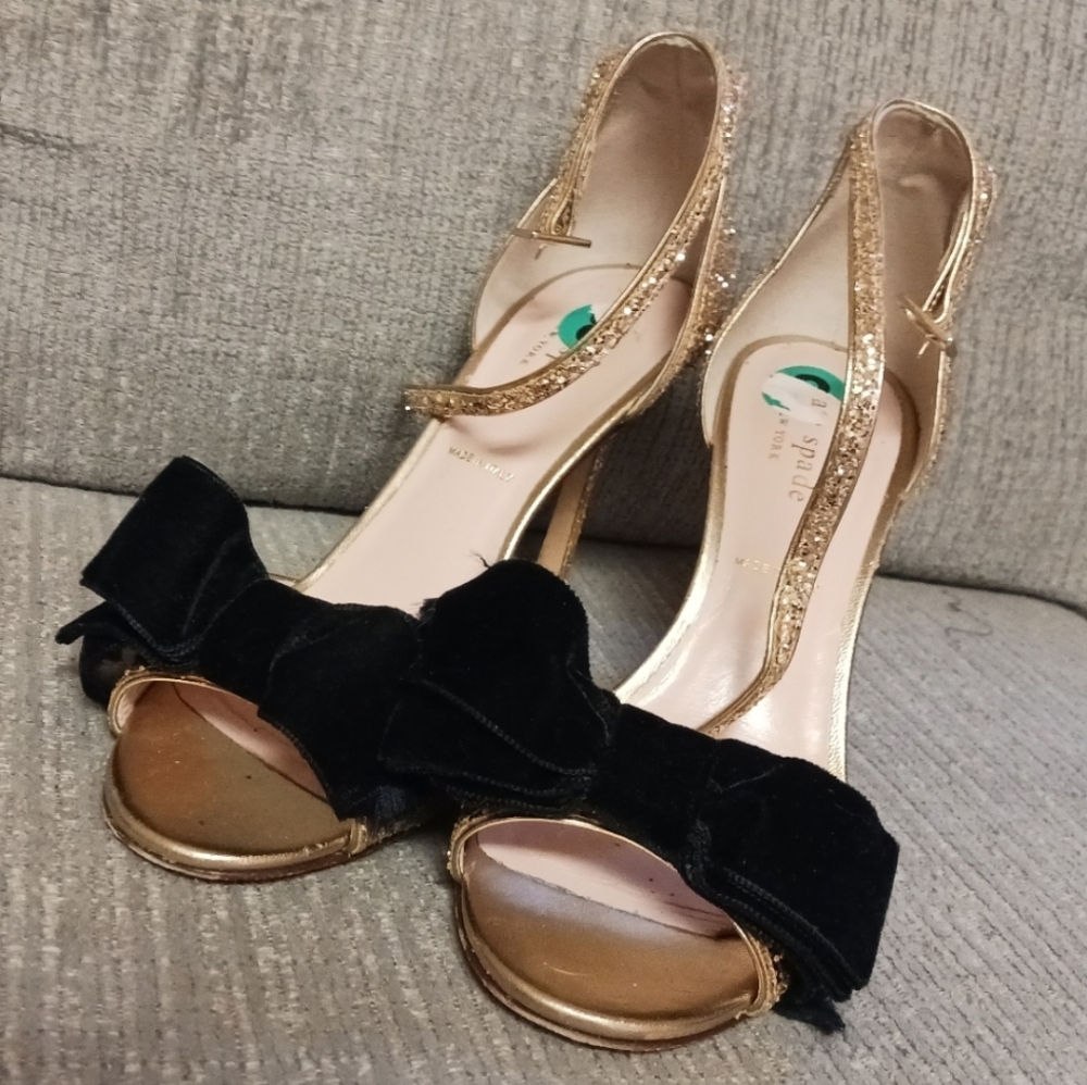 Kate Spade Irwin Gold Glitter Black Velvet Bow Open Toe Heels 8